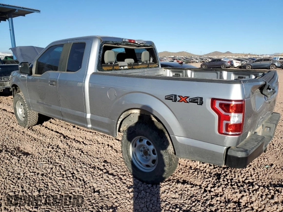 2020 Ford F-150 XL with VIN 1FTFX1E55LKD26384, listed as a Copart auction lot 87377924 with 33,639 mi miles and Salvage Title. Bid and sale history available at carsss.com. Image 2.