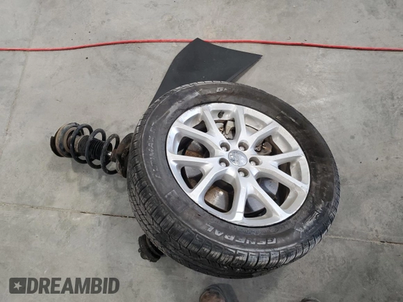 2017 Jeep Cherokee Latitude with VIN 1C4PJMCS4HW531565, listed as a Copart auction lot 52367645 with 40,781 mi miles and Salvage Title. Bid and sale history available at DreamBid. Image 13.
