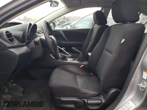 2011 Mazda 3 i Sport with VIN JM1BL1UF9B1454040, listed as a Copart auction lot 46324535 with 118,082 mi miles and Clean Title. Bid and sale history available at DreamBid. Image 7.