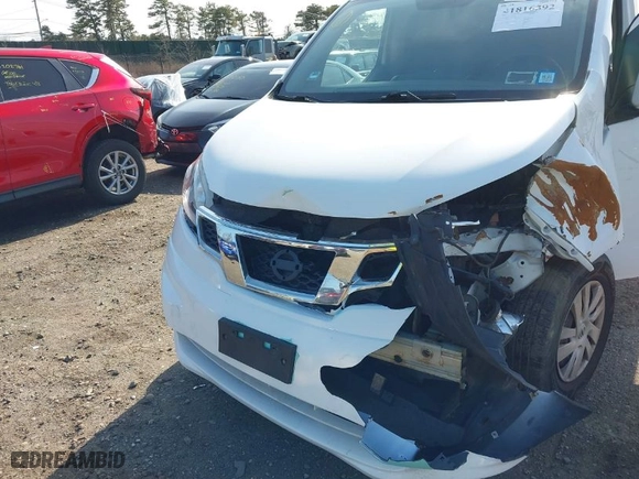 2017 Nissan NV200 Compact Cargo SV with VIN 3N6CM0KN0HK714738, listed as a IAAI auction lot 41816392 with 96,419 mi miles. Bid and sale history available at carsss.com. Image 6.