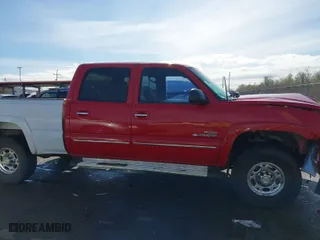 2003 Chevrolet Silverado 2500HD LS with VIN 1GCHK231X3F227601, listed as a IAAI auction lot 41295238 with 218,021 mi miles. Bid and sale history available at carsss.com. Image 13.