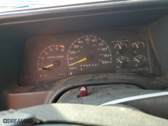 1996 Chevrolet C/K 1500 with VIN 1GCEC19M0TE208007, listed as a Copart auction lot 42738175 with 268,813 mi miles and Salvage Title. Bid and sale history available at carsss.com. Image 9.