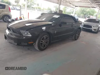 2012 Ford Mustang V6 with VIN 1ZVBP8EMXC5204579, listed as a IAAI auction lot 42240673 with 177,917 mi miles and . Bid and sale history available at DreamBid. Image 2.