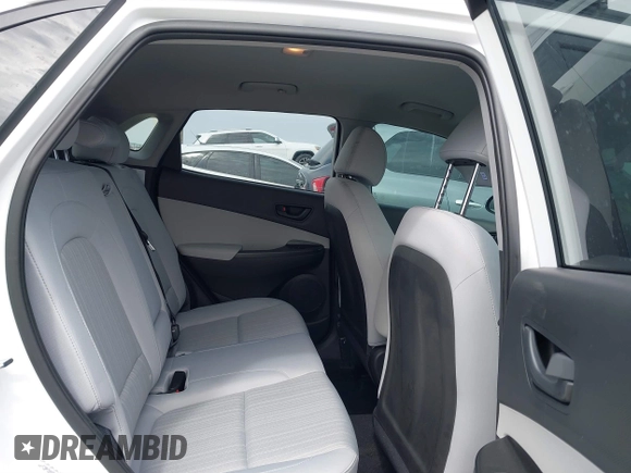 2022 Hyundai Kona SEL with VIN KM8K62AB8NU758652, listed as a IAAI auction lot 41692410 with 10,732 mi miles. Bid and sale history available at carsss.com. Image 8.