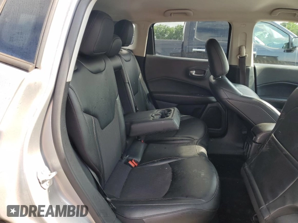 2019 Jeep Compass Latitude with VIN 3C4NJCBB5KT851039, listed as a Copart auction lot 58818155 with 118,961 mi miles and Clean title. Bid and sale history available at DreamBid. Image 11.