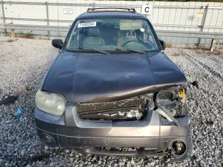 2006 Ford Escape XLT with VIN 1FMYU03186KB35165, listed as a Copart auction lot 71563254 with 206,450 mi miles and Clean Title. Bid and sale history available at carsss.com. Image 5.