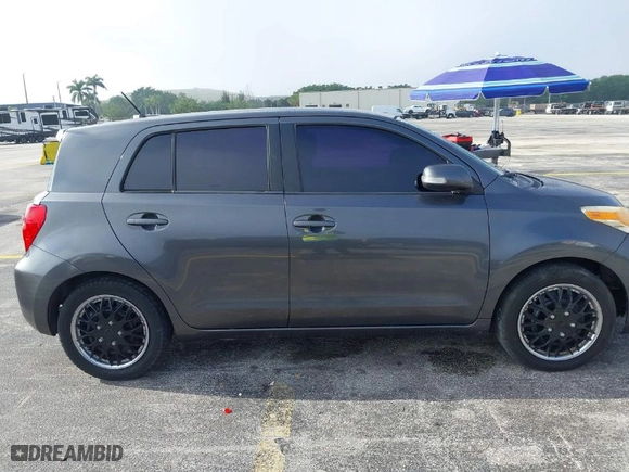 2009 Scion xD with VIN JTKKU10479J046592, listed as a IAAI auction lot 41934928 with 181,292 mi miles. Bid and sale history available at carsss.com. Image 13.