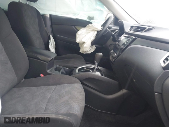 2016 Nissan Rogue SV with VIN KNMAT2MV0GP736497, listed as a IAAI auction lot 41726100 with 151,339 mi miles. Bid and sale history available at carsss.com. Image 5.