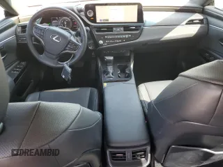 2024 Lexus ES 300h with VIN 58ADA1C13RU037546, listed as a Copart auction lot 57158805 with 49,138 mi miles and Salvage title. Bid and sale history available at DreamBid. Image 8.