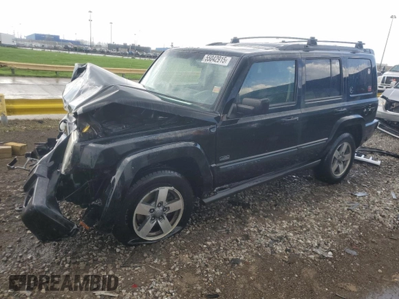 2008 Jeep Commander Sport z VIN 1J8HG48KX8C149885, wystawiony jako Copart lot #55042915 z przebiegiem 243 357 mil mil oraz Czysty tytuł • Clean title. Historia ofert i sprzedaży dostępna na DreamBid. Obrazek 1.