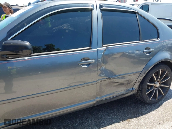 2003 Volkswagen Jetta GLS with VIN 3VWSK69M13M076031, listed as a IAAI auction lot 42553041 with 159,682 mi miles and . Bid and sale history available at DreamBid. Image 6.