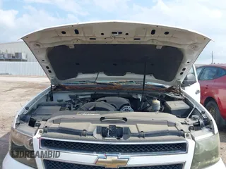 2009 Chevrolet Avalanche 1LT with VIN 3GNEC12079G239075, listed as a IAAI auction lot 42427400 with 227,766 mi miles and . Bid and sale history available at DreamBid. Image 10.