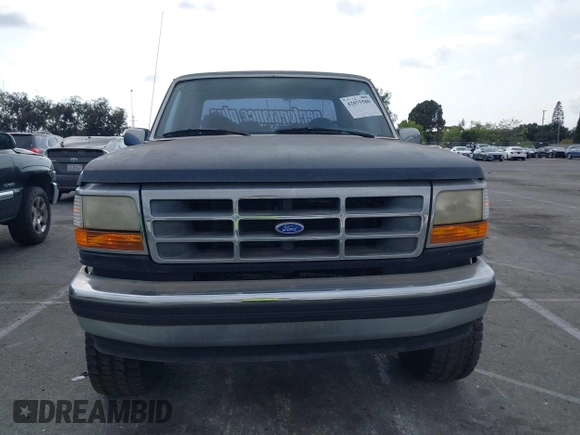 1995 Ford F-150 with VIN 1FTEX15H0SKB60831, listed as a IAAI auction lot 42075580 with 158,267 mi miles. Bid and sale history available at carsss.com. Image 6.