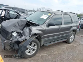 2005 Ford Escape XLT with VIN 1FMYU03155KB15647, listed as a IAAI auction lot 41865555 with 1 mi miles. Bid and sale history available at carsss.com. Image 6.
