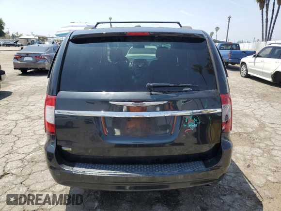 2015 Chrysler Town & Country Touring with VIN 2C4RC1BG6FR534200, listed as a Copart auction lot 55086895 with 206,483 mi miles and Salvage Title. Bid and sale history available at DreamBid. Image 6.