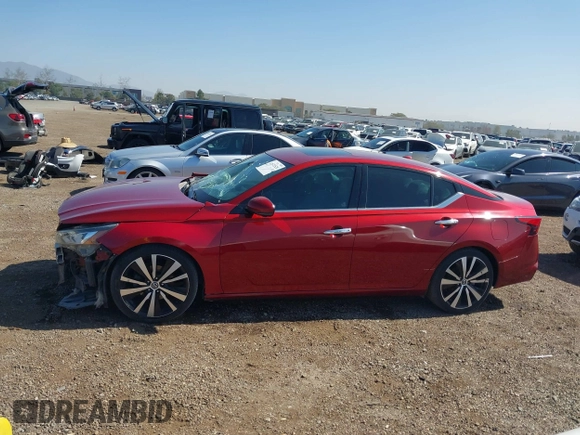 2019 Nissan Altima 2.5 Platinum with VIN 1N4BL4FV7KC117575, listed as a IAAI auction lot 41573528 with 71,665 mi miles. Bid and sale history available at carsss.com. Image 14.