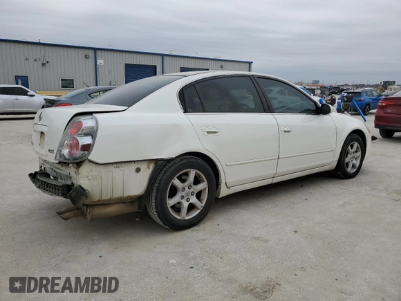 2005 Nissan Altima 2.5 with VIN 1N4AL11D25C343231, listed as a Copart auction lot 45897415 with 162,646 mi miles and Clean Title. Bid and sale history available at carsss.com. Image 3.