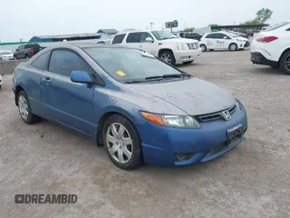 2007 Honda Civic Cpe LX with VIN 2HGFG12657H582102, listed as a IAAI auction lot 42030068 with 166,172 mi miles. Bid and sale history available at carsss.com. Image 1.