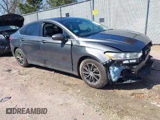 2015 Ford Fusion S with VIN 3FA6P0G73FR191128, listed as a IAAI auction lot 41901683 with 135,150 mi miles. Bid and sale history available at carsss.com. Image 1.