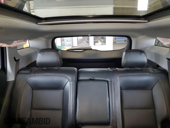 2020 GMC Terrain SLT z VIN 3GKALVEX3LL110308, wystawiony jako Copart lot #61995905 z przebiegiem 57 693 mil mil oraz Szkoda całkowita • Salvage title. Historia ofert i sprzedaży dostępna na DreamBid. Obrazek 10.