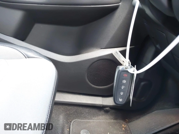 2019 Ford Escape SE z VIN 1FMCU0GD0KUB74569, wystawiony jako IAAI lot #42271476 z przebiegiem 66 335 mil mil oraz . Historia ofert i sprzedaży dostępna na DreamBid. Obrazek 11.