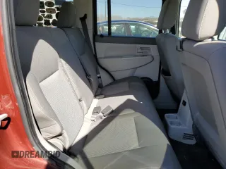 2008 Jeep Liberty Sport z VIN 1J8GN28K58W257772, wystawiony jako Copart lot #49958345 z przebiegiem 172 453 mil mil oraz Szkoda całkowita • Salvage title. Historia ofert i sprzedaży dostępna na DreamBid. Obrazek 11.