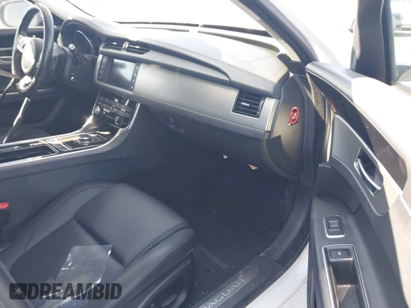 2018 Jaguar XF 25t Premium with VIN SAJBD4FX9JCY58089, listed as a IAAI auction lot 42131905 with 108,091 mi miles and . Bid and sale history available at DreamBid. Image 5.