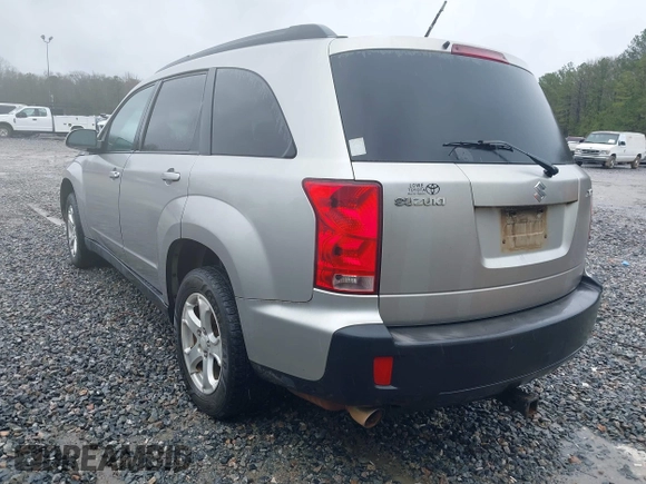 2008 Suzuki XL7 with VIN 2S3DB117086113707, listed as a IAAI auction lot 41757901 with 198,921 mi miles. Bid and sale history available at carsss.com. Image 3.