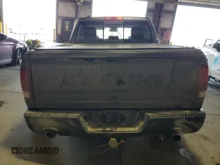 2017 Ram 1500 Night z VIN 1C6RR7MT6HS812579, wystawiony jako Copart lot #47369895 z przebiegiem 60 427 mil mil oraz Szkody całkowita. Historia ofert i sprzedaży dostępna na DreamBid. Obrazek 6.