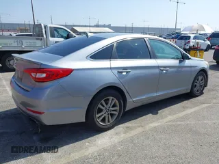 2015 Hyundai Sonata Eco z VIN 5NPE24AAXFH159358, wystawiony jako IAAI lot #42552938 z przebiegiem 152 207 mil mil oraz . Historia ofert i sprzedaży dostępna na DreamBid. Obrazek 4.