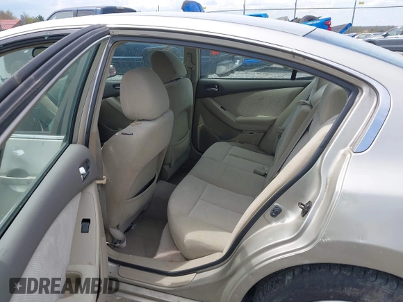 2009 Nissan Altima S with VIN 1N4AL21EX9C106250, listed as a IAAI auction lot 41715863 with 120,237 mi miles and . Bid and sale history available at DreamBid. Image 8.