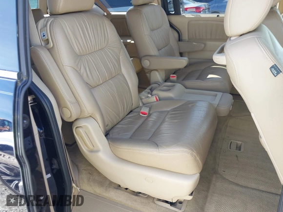 2008 Honda Odyssey EX-L with VIN 5FNRL38698B066181, listed as a IAAI auction lot 41882534 with 120,625 mi miles. Bid and sale history available at carsss.com. Image 8.