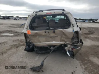 2005 Kia Sorento LX with VIN KNDJD733055406491, listed as a Copart auction lot 42366685 with 0 mi miles and Salvage Title. Bid and sale history available at carsss.com. Image 6.