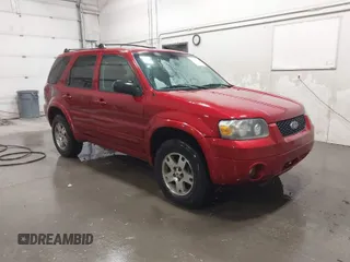 2005 Ford Escape Limited with VIN 1FMYU94115KB50317, listed as a IAAI auction lot 41852013 with 161,181 mi miles. Bid and sale history available at carsss.com. Image 1.