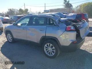 2019 Jeep Cherokee Latitude with VIN 1C4PJLCB4KD428000, listed as a IAAI auction lot 40602703 with 232,159 mi miles and . Bid and sale history available at DreamBid. Image 3.