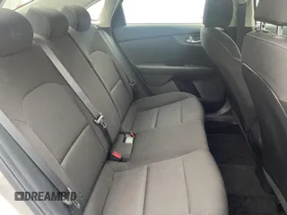 2019 Kia Forte LXS with VIN 3KPF24AD1KE106772, listed as a Copart auction lot 64288275 with 36,832 mi miles and Clean title. Bid and sale history available at DreamBid. Image 6.