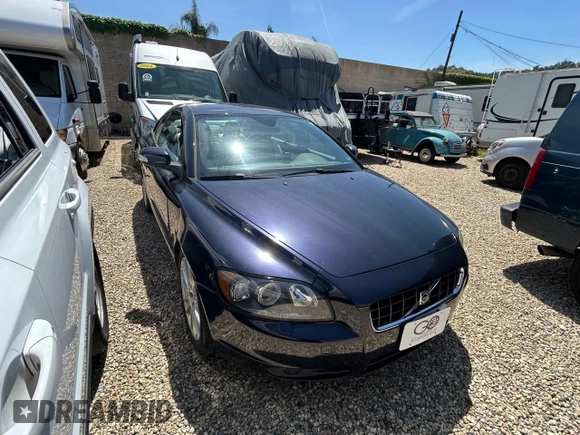 2009 Volvo C70 с VIN YV1MC67299J073338, выставлен на аукционе Copart как лот 58384485 с пробегом 72 828 миль миль и Чистый • Clean title. История ставок и продаж доступна на DreamBid. Изображение 1.