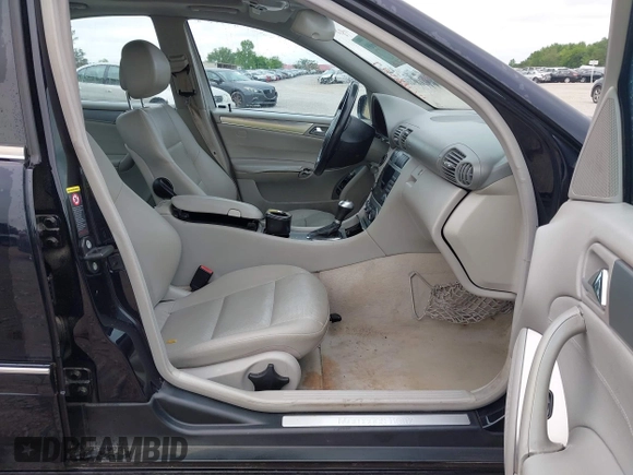 2006 Mercedes-Benz C 230 Sport with VIN WDBRF52H06F781855, listed as a IAAI auction lot 42186689 with 241,696 mi miles and . Bid and sale history available at DreamBid. Image 5.
