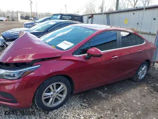 2018 Chevrolet Cruze LT with VIN 1G1BE5SM2J7105986, listed as a IAAI auction lot 41848216 with 189,988 mi miles. Bid and sale history available at carsss.com. Image 14.