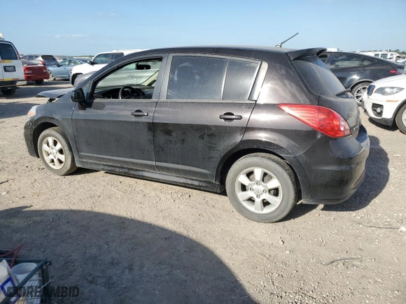 2011 Nissan Versa 1.8 SL with VIN 3N1BC1CP5BL488112, listed as a Copart auction lot 52654965 with 0 mi miles and Salvage Title. Bid and sale history available at carsss.com. Image 2.