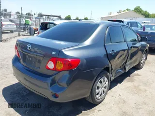 2010 Toyota Corolla z VIN 1NXBU4EE7AZ199417, wystawiony jako IAAI lot #42202363 z przebiegiem 180 378 mil mil oraz . Historia ofert i sprzedaży dostępna na DreamBid. Obrazek 4.