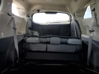 2022 Toyota Sienna XLE with VIN 5TDJRKEC5NS076312, listed as a Copart auction lot 48399325 with 19,969 mi miles and Salvage Title. Bid and sale history available at carsss.com. Image 10.