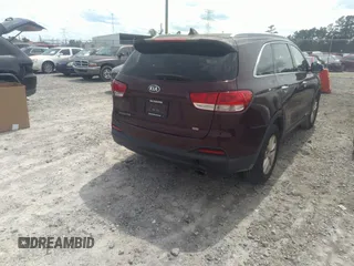 2017 Kia Sorento LX z VIN 5XYPGDA30HG252783, wystawiony jako IAAI lot #42397628 z przebiegiem 80 166 mil mil oraz . Historia ofert i sprzedaży dostępna na DreamBid. Obrazek 4.