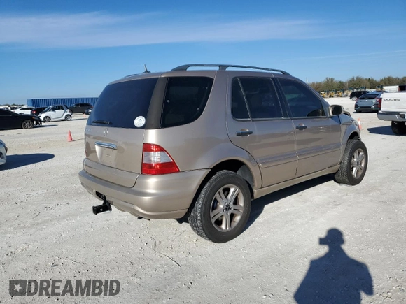 2002 Mercedes-Benz M-Class with VIN 4JGAB75E82A337603, listed as a Copart auction lot 44125814 with 206,577 mi miles and Non Repairable. Bid and sale history available at carsss.com. Image 3.