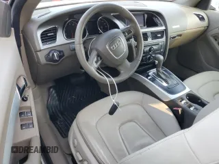 2012 Audi A5 Premium z VIN WAUCFAFH3CN007334, wystawiony jako Copart lot #73822404 z przebiegiem 51 916 mil mil oraz Szkoda całkowita • Salvage title. Historia ofert i sprzedaży dostępna na DreamBid. Obrazek 8.