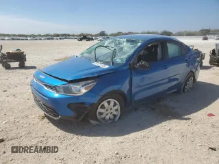 2022 Kia Rio S with VIN 3KPA24AD8NE460593, listed as a Copart auction lot 49123135 with 32,042 mi miles and Salvage Title. Bid and sale history available at carsss.com. Image 1.