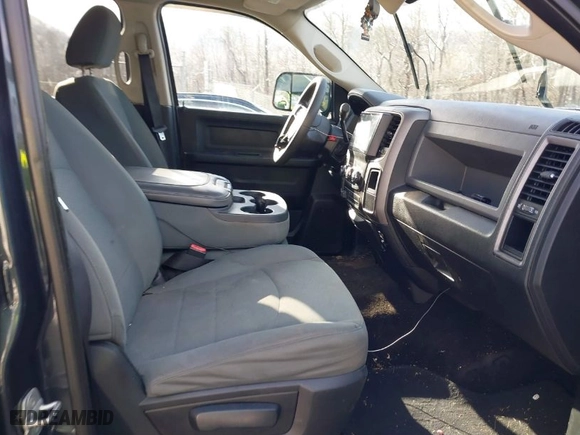 2014 Ram 2500 Tradesman with VIN 3C6TR5CT4EG189929, listed as a IAAI auction lot 41534516 with 148,120 mi miles. Bid and sale history available at carsss.com. Image 5.