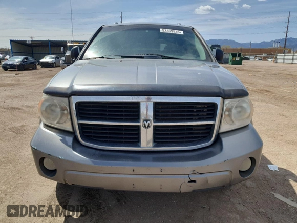 2008 Dodge Durango SLT z VIN 1D8HB48N68F130802, wystawiony jako Copart lot #52369935 z przebiegiem 235 802 mil mil oraz Szkoda całkowita • Salvage title. Historia ofert i sprzedaży dostępna na DreamBid. Obrazek 5.