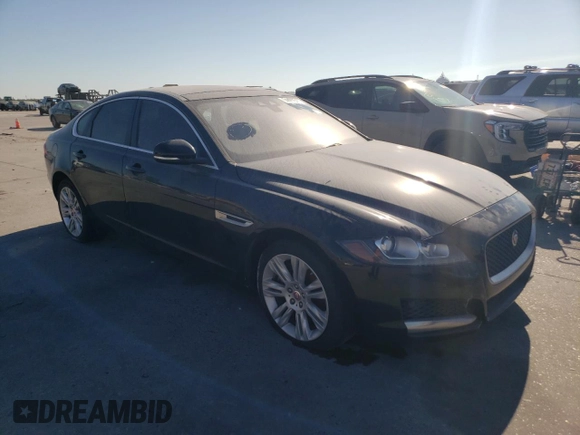 2018 Jaguar XF 25t with VIN SAJBR4FX6JCY61663, listed as a Copart auction lot 74427544 with 0 mi miles and Clean Title. Bid and sale history available at carsss.com. Image 4.
