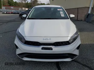 2024 Kia Forte LXS with VIN 3KPF24AD4RE754309, listed as a Copart auction lot 54677035 with 31,931 mi miles and Clean Title. Bid and sale history available at carsss.com. Image 5.